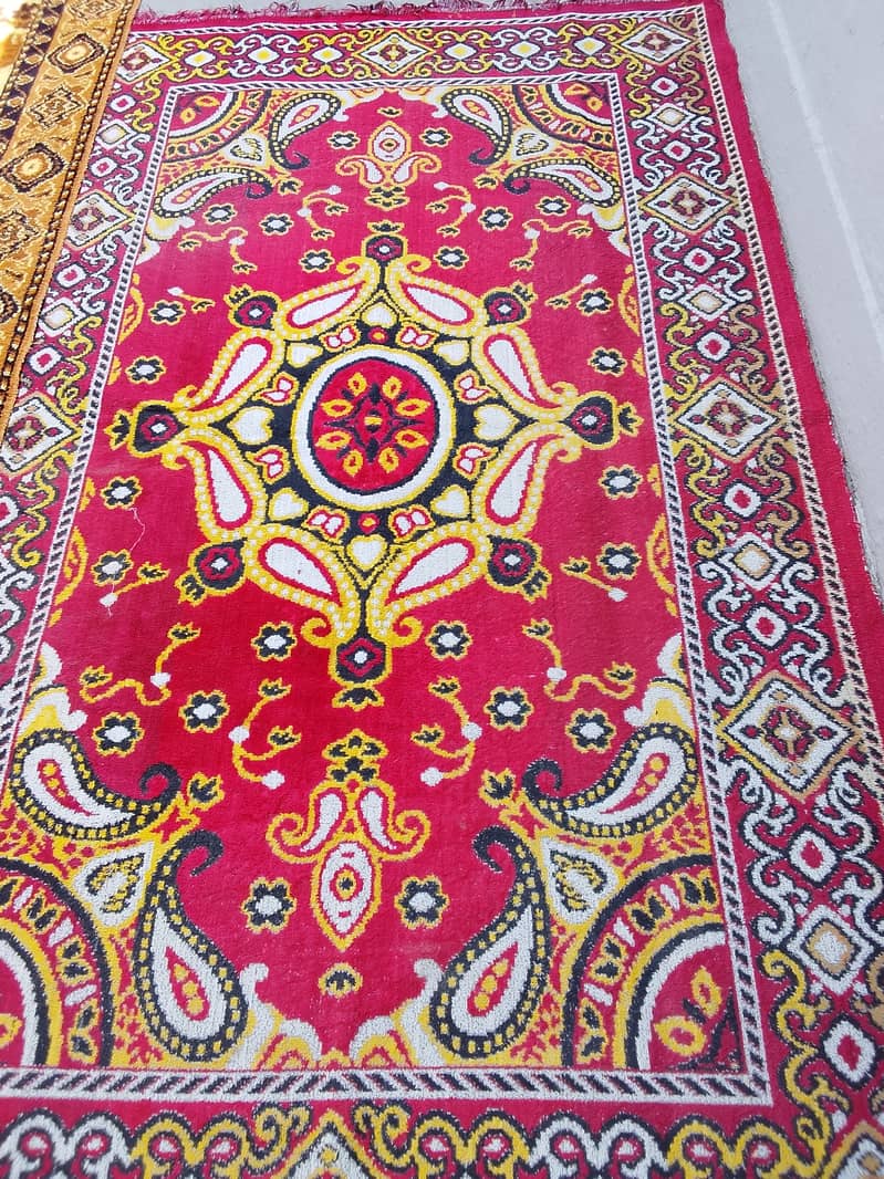 Room rug 1