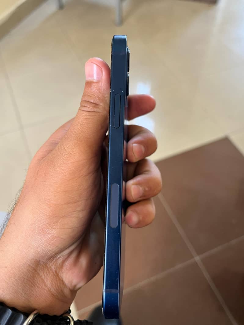 iphone 12 3