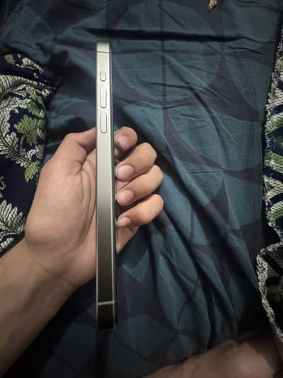 Apple iPhone 15 Pro Max with box