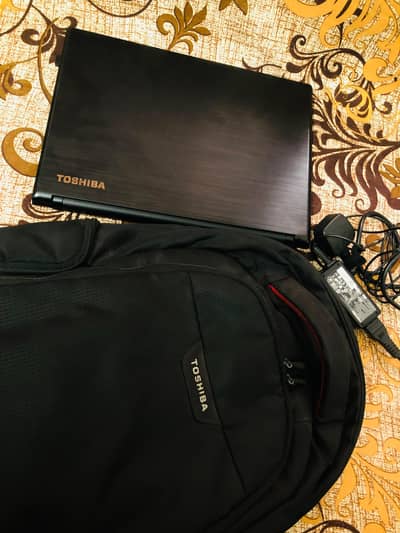 Core i5 7th Gen Toshiba Laptop | 8GB RAM | SSD + HDD | Ready to Use