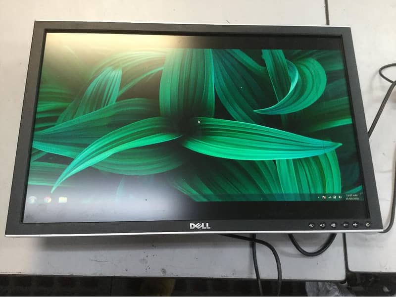 24 inches dell fullHD 1