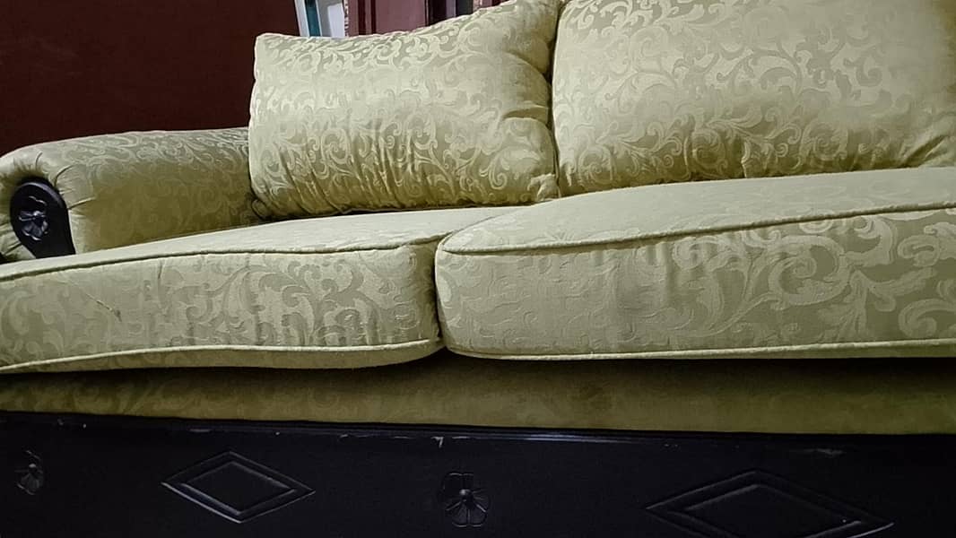 sofa set 5 seeter 4