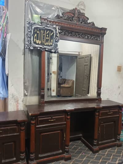 Chinyoti Bed set, Dressing and 2 side tables for sale
