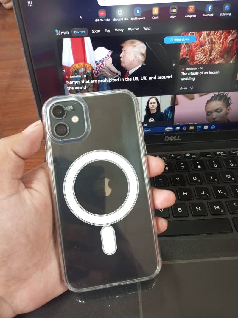 Apple iPhone 11 3
