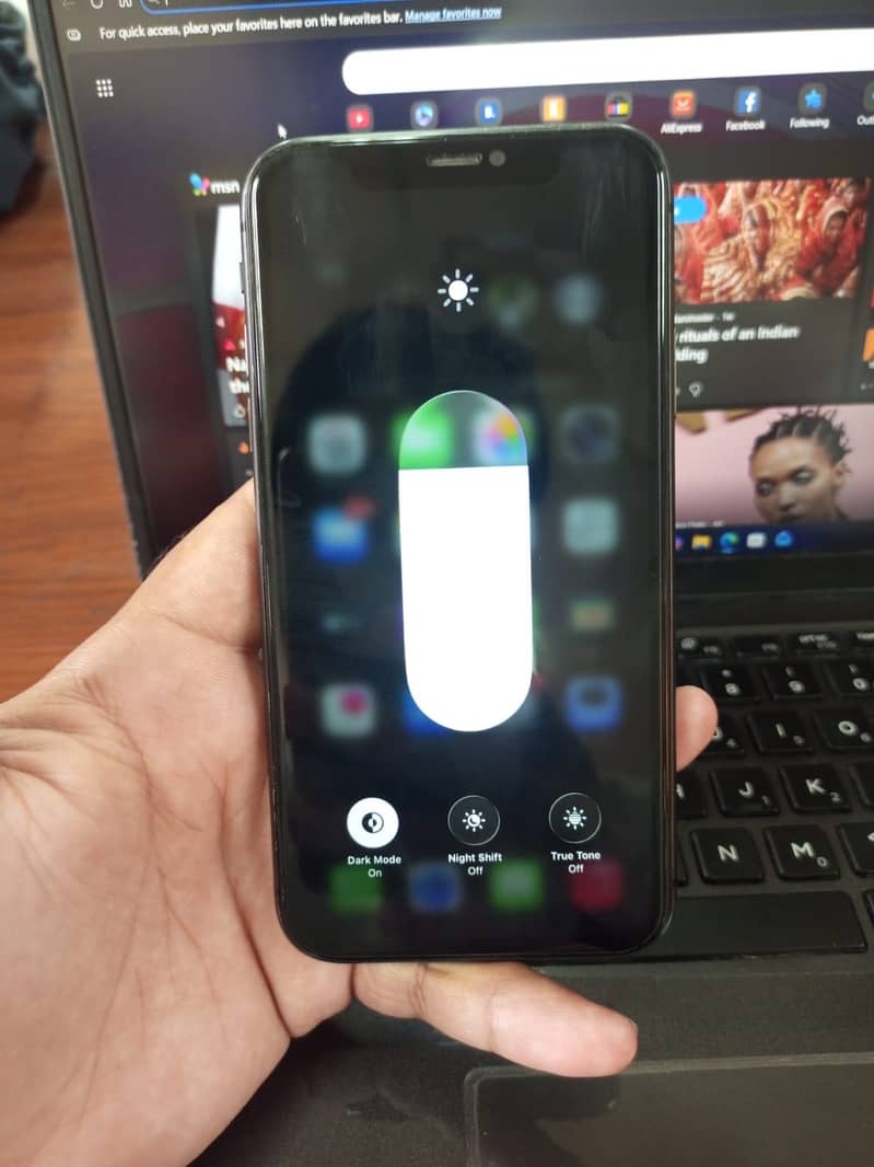 Apple iPhone 11 12