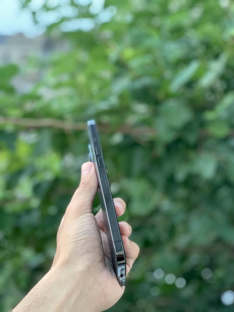 IPHONE 13 PRO MAX 6