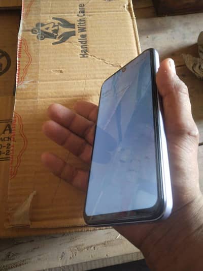 Infinix hot 50i All okay Note glass protector charged