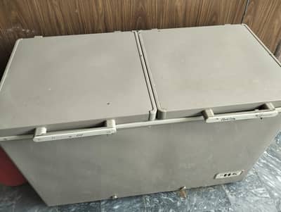 Dawlance Deep Freezer Double Door – Good Condition