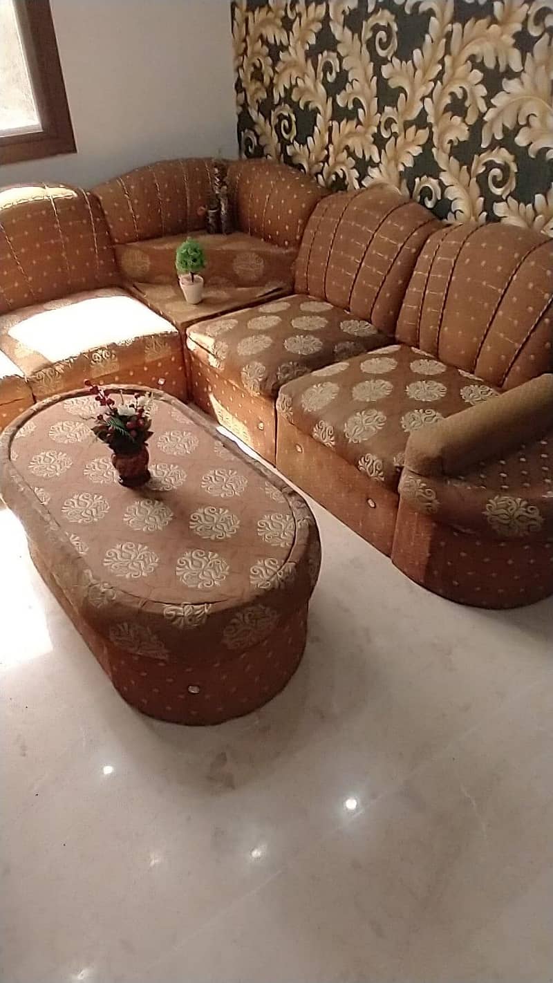 complete 6 sofa set with table 1