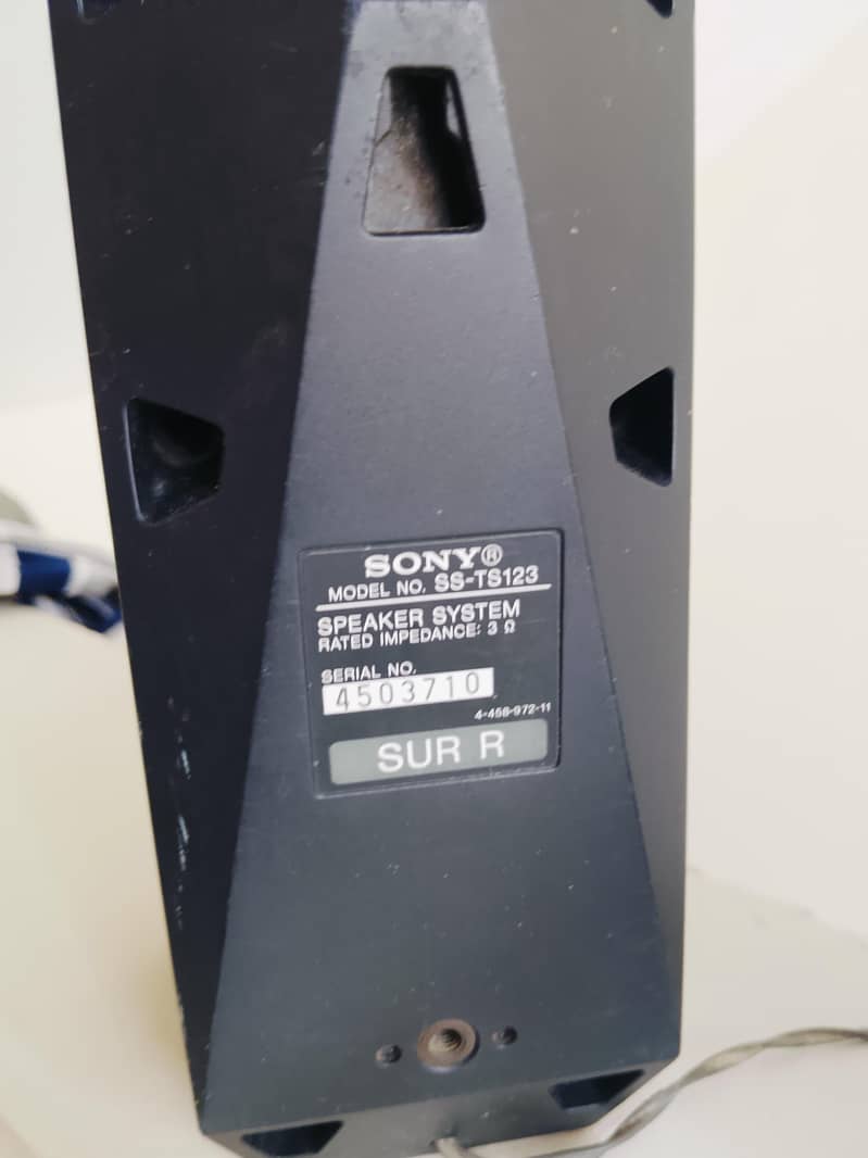 Sony dz 650 surround speakers 5 pcs 9