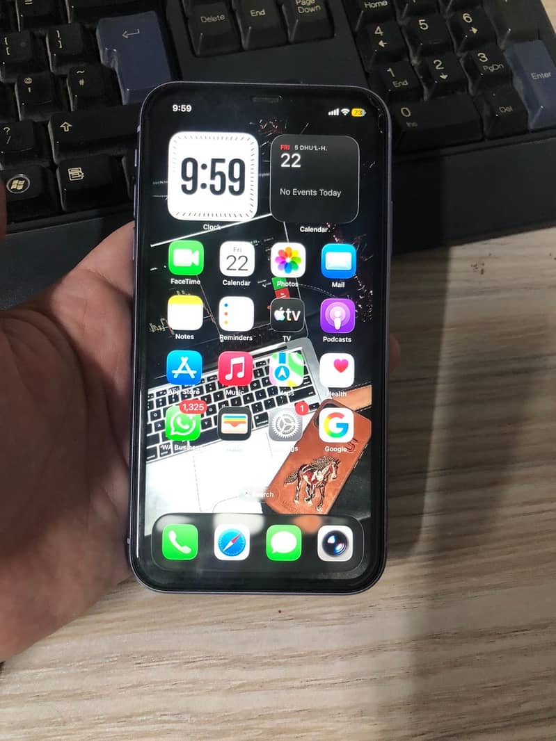 Apple iPhone 11 4