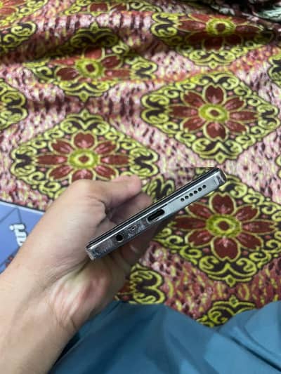 tecno camon 30 10/10