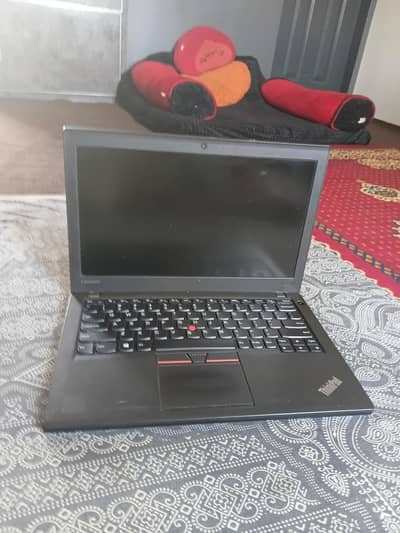 Lenovo Thinkpad X260 4GB 128GB limited time offer