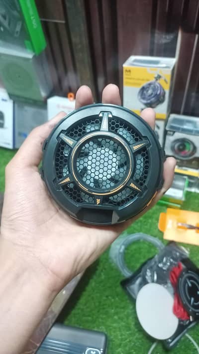 Tablet cooling fan