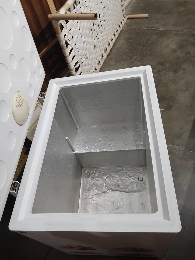 Large Deep Freezer - Perfect Working Condition 0