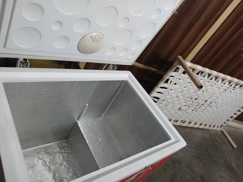 Large Deep Freezer - Perfect Working Condition 1