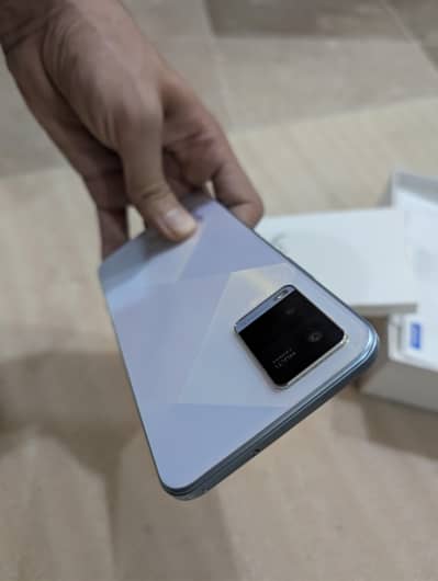 VIVO Y21  10/10