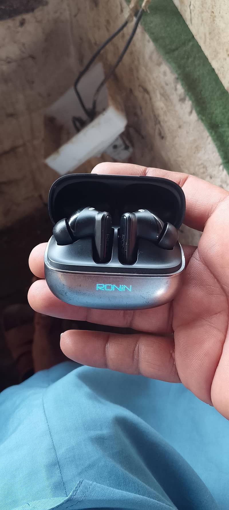 Ronin 2
