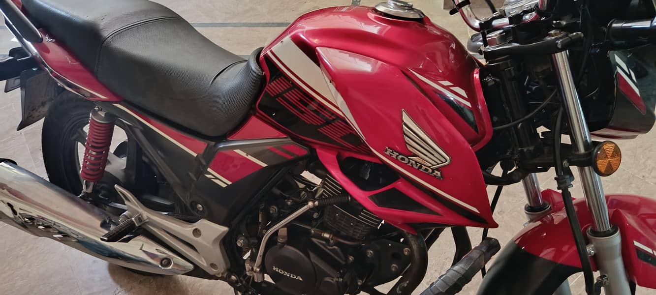 CB 150F Ref Color 1