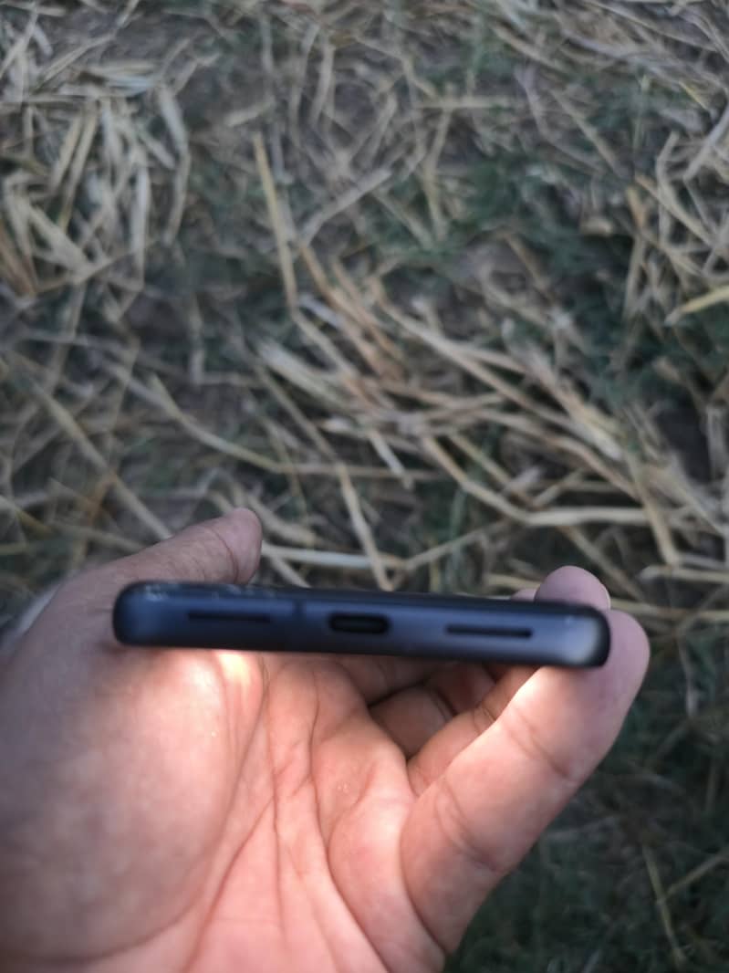 Google pixel 8 Sim working 7