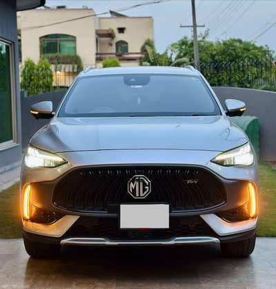 MG HS 2025