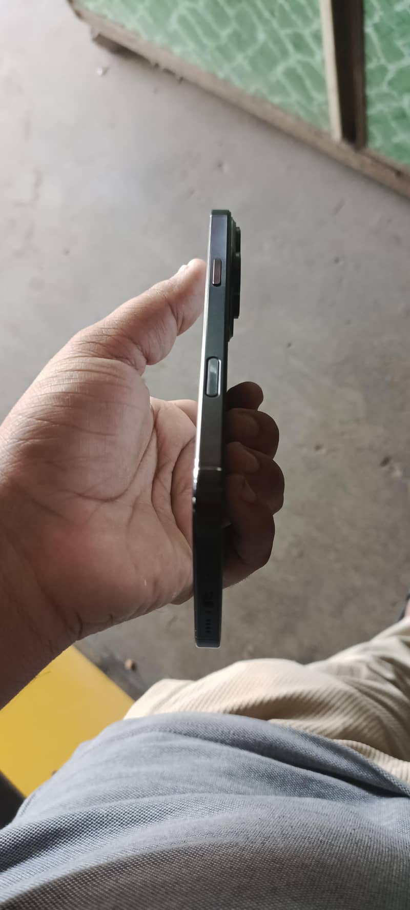 iPhone 16 pro max 3
