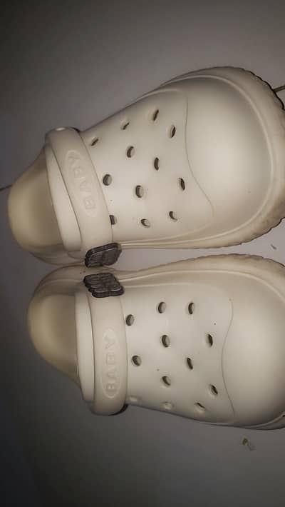 crox slippers