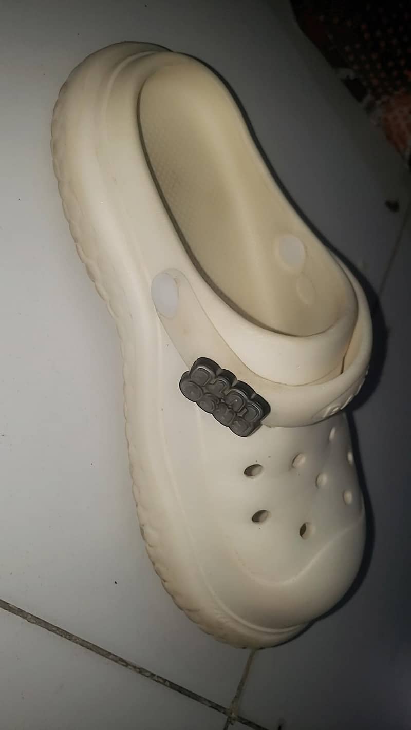 crox slippers 1