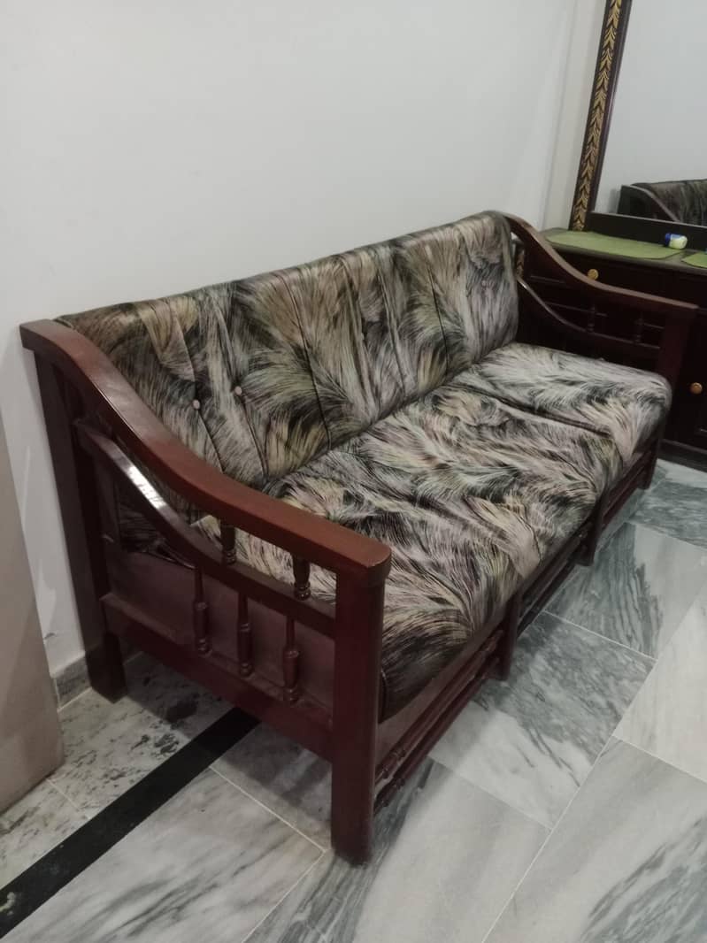 5 seater sofa 4