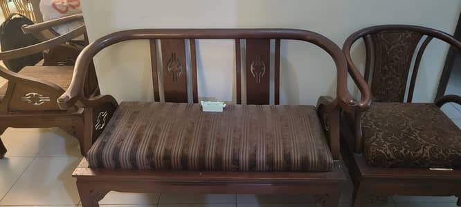 Sofa and table set for sale