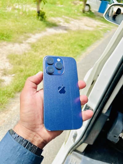 iPhone 14 Pro 4 Month Sim time  ( exchange possible with 13 pro max