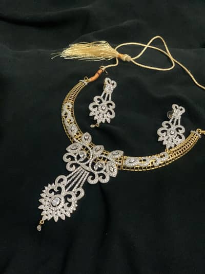 PRemium 1 carat high quality zircon set