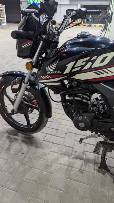 Honda cb 150 F  larkana nmbr 2025 model  jenion condition