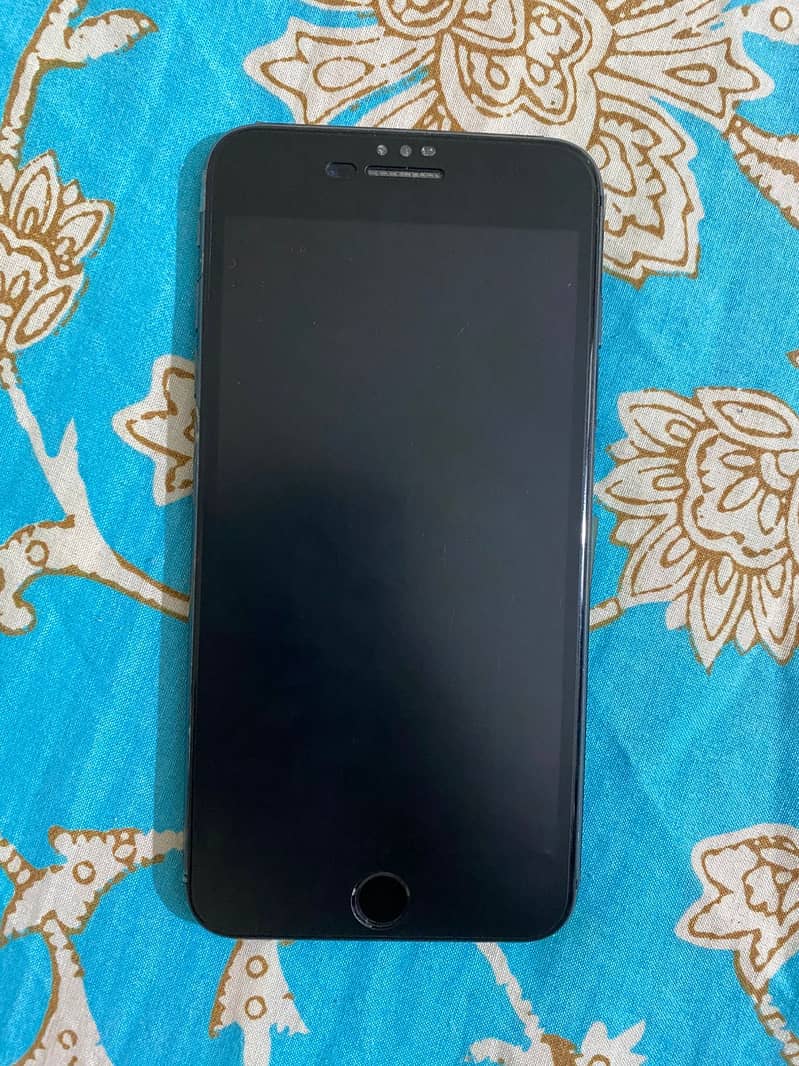 Apple iPhone 8 Plus 2