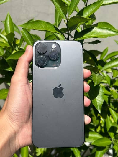 iPhone 14 Pro max. jv. . . .