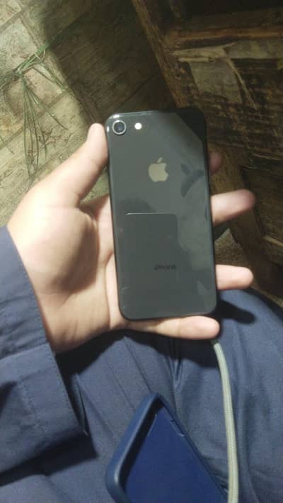 I phone 8 water pack 256gb 92 health