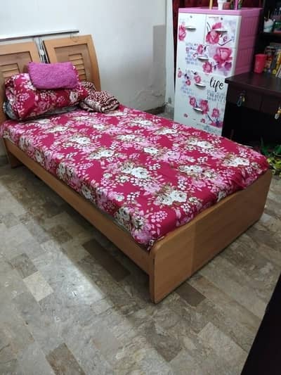 single bed urgent sale