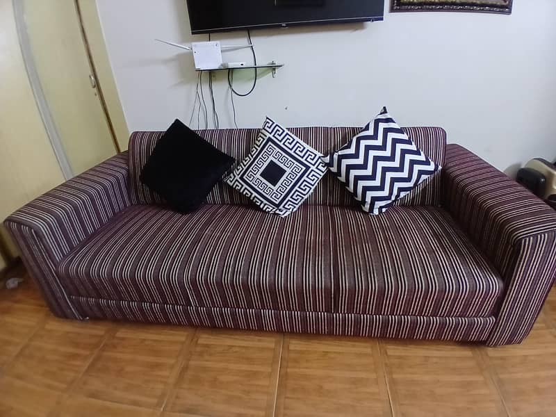 sofa kum bed 0