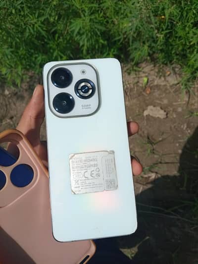 Infinix smart 8 plus Exchange and for sale  0329 6027317 call num