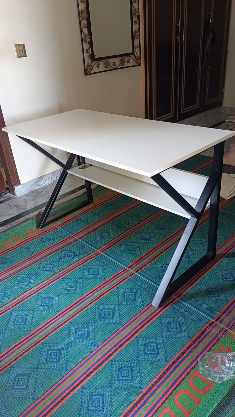 computer table,  gaming table, study desk, workstation table,pc table 1