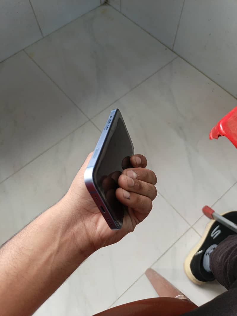 Apple iPhone 14 1
