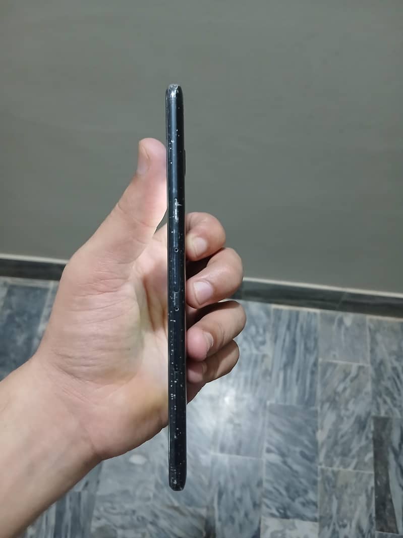 Samaung C9 pro 3