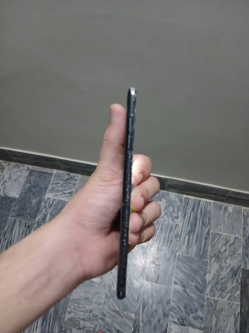 Samaung C9 pro 5