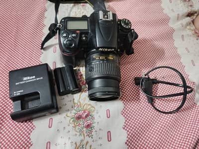 Nikon D7000 DSLR Camera for Sale – Excellent Condition