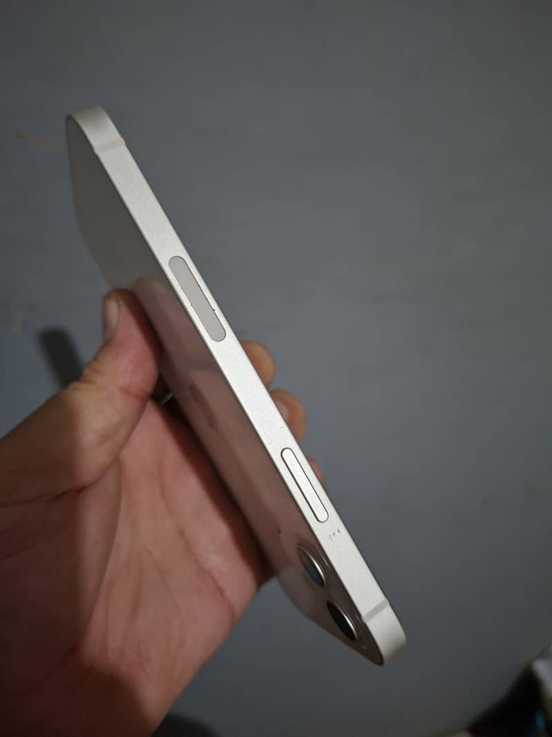 Apple iPhone 12 3