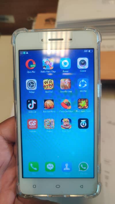 Oppo A37 mobile in very good condition for sale with box