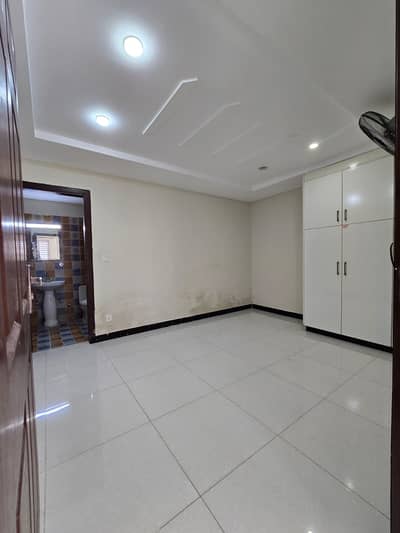 600 Square Feet Flat In Stunning Bahria Business District Is Available For Rent