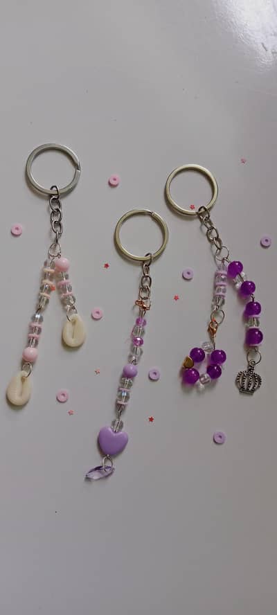 Pack of 3 Hand-made beaded keychains with Detachable golden hooks