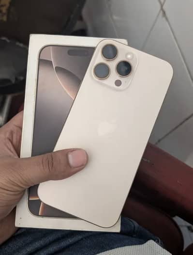 iPhone 16 pro max 256gb factory unlock