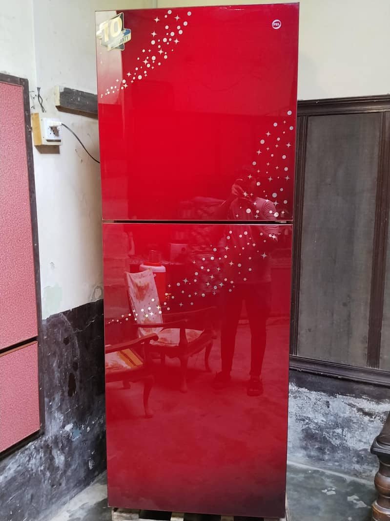 refrigerator 0